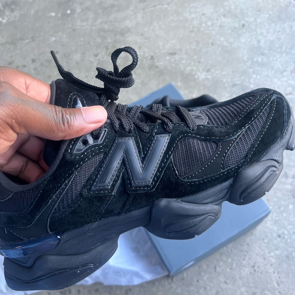 New Balance Black and Gray Sneakers